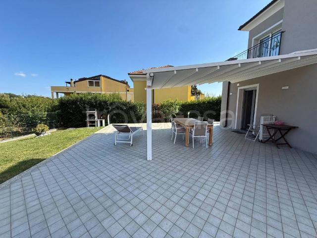 Villa Indipendente in vendita a Borgo Castello, Loano