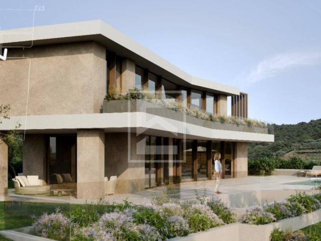 Villa Indipendente in vendita a Lonato, Lombardia