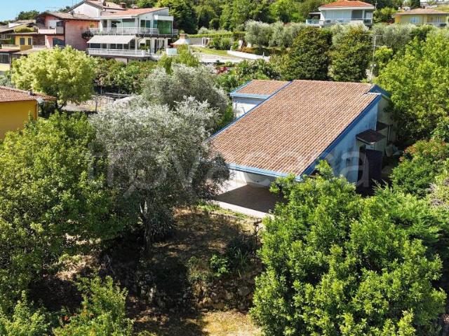Villa Indipendente in vendita a Lonato, Lombardia