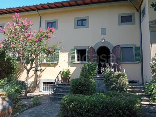 Villa Indipendente in vendita a Unione di Comuni Valdarno e Valdisieve, Londa