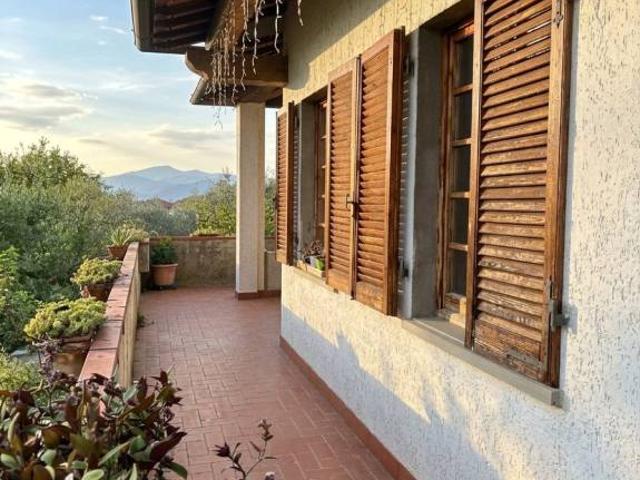 Villa Indipendente in vendita a Loro Ciuffenna, Arezzo