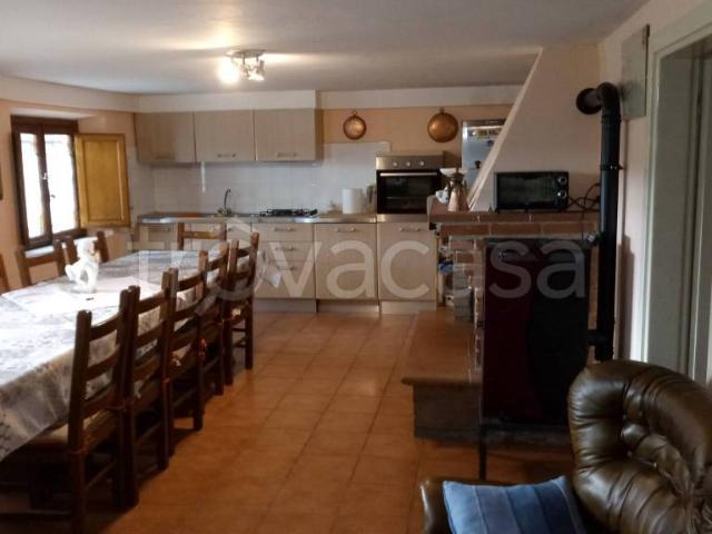 Villa Indipendente in vendita a Sant'Alessio, Bagni Di Lucca Ponte