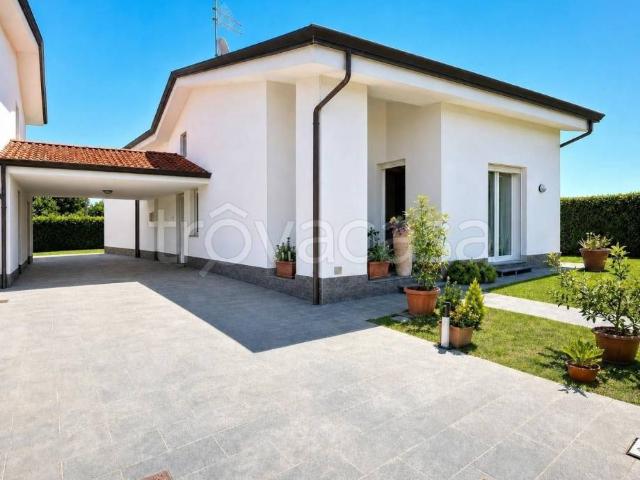 Villa Indipendente in vendita a San Cassiano a Vico, Bagni Di Lucca Ponte