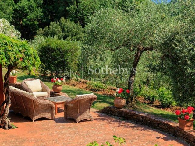 Villa Indipendente in vendita a Sesto di Moriano, Bagni Di Lucca Ponte