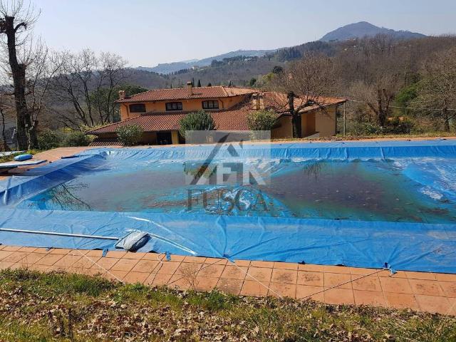 Villa Indipendente in vendita a San Quirico di Moriano, Bagni Di Lucca Ponte