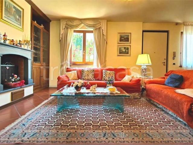 Villa Indipendente in vendita a San Gemignano di Moriano, Bagni Di Lucca Ponte
