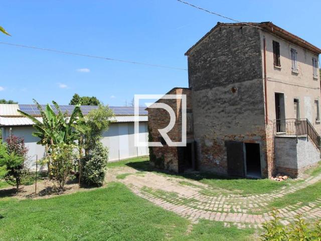 Villa Indipendente in vendita a Unione dei comuni della Bassa Romagna, Lugo