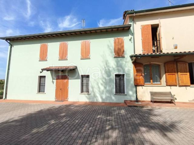 Villa Indipendente in vendita a Bizzuno, Lugo