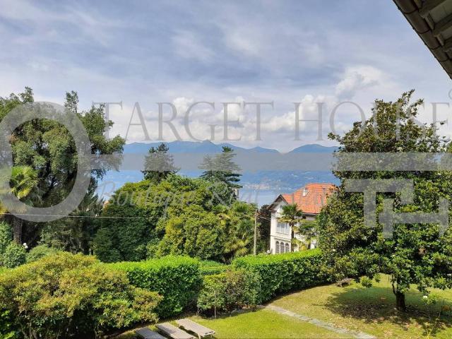 Villa Indipendente in vendita a Comunità Montana Valli del Verbano, Luino