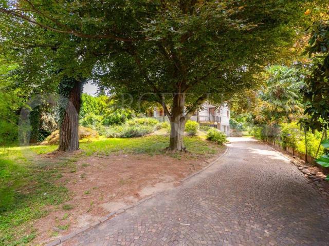 Villa Indipendente in vendita a Caccivio, Lurate Caccivio