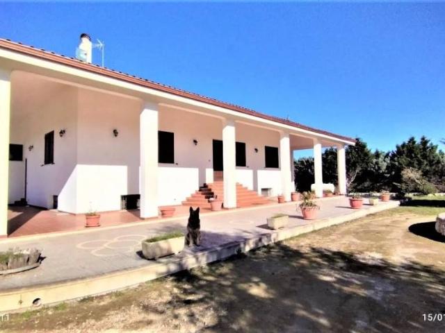 Villa Indipendente in vendita a Puglia, Lecce