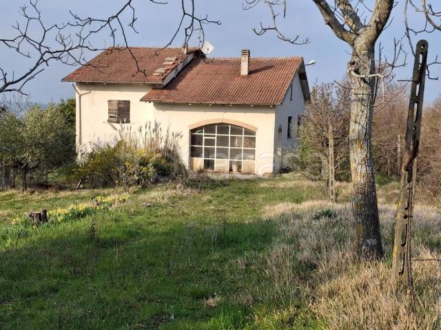 Villa Indipendente in vendita a Unione di comuni Valmarecchia, Maiolo