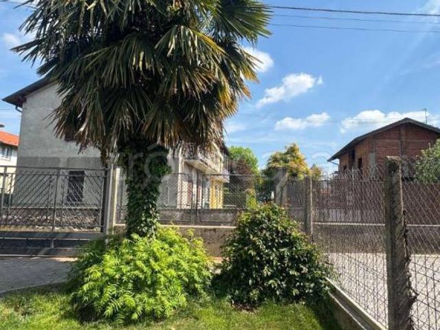 Villa Indipendente in vendita a San Salvatore, Malnate