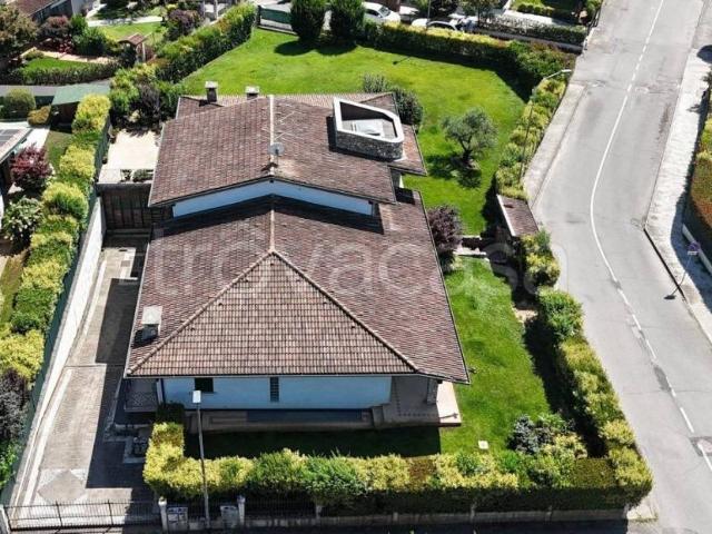 Villa Indipendente in vendita a Manerbio, Lombardia