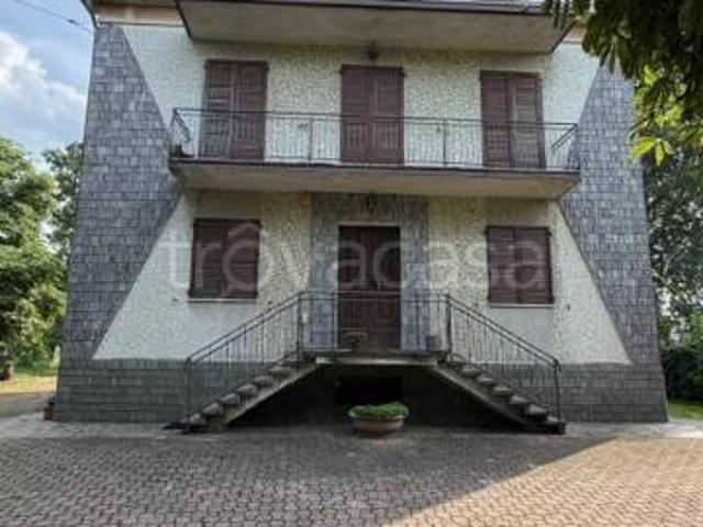 Villa Indipendente in vendita a Unione dei comuni del Distretto Ceramico, Maranello
