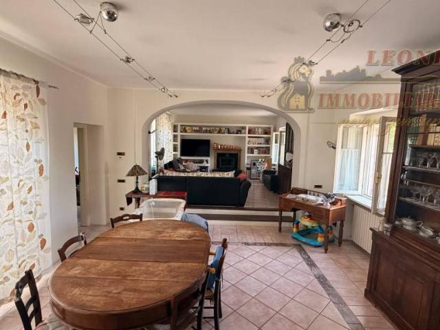 Villa Indipendente in vendita a Castel Lambro, Marzano