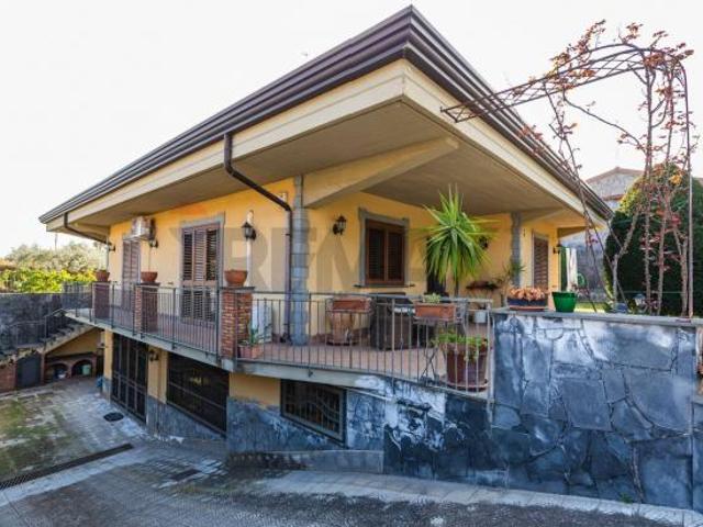Villa Indipendente in vendita a Massannunziata, Mascalucia