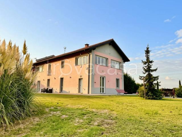 Villa Indipendente in vendita a Piemonte, Alessandria