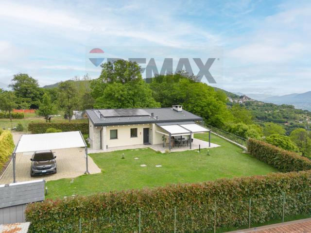 Villa Indipendente in vendita a San Salvatore, Piemonte