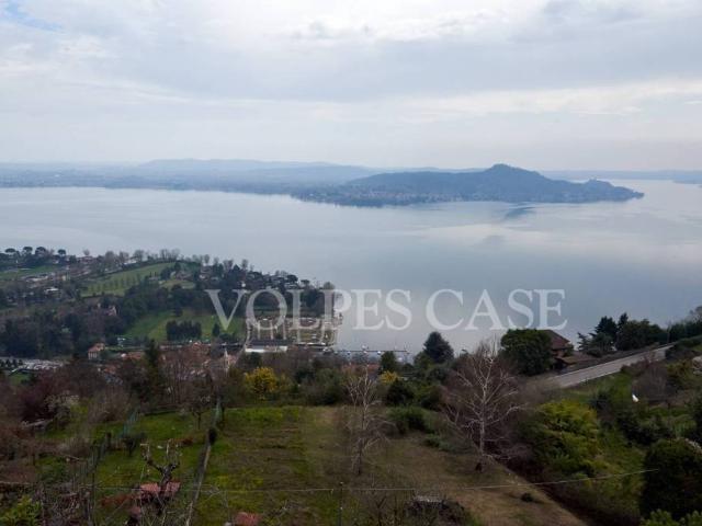 Villa Indipendente in vendita a Villa Lesa, Piemonte