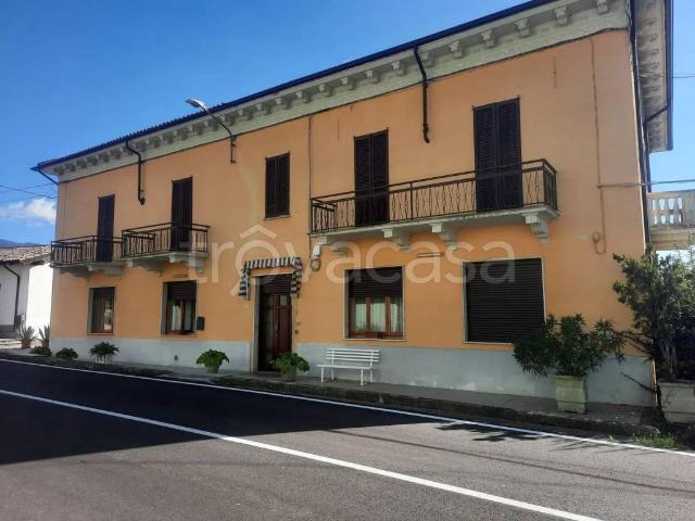 Villa Indipendente in vendita a Menconico, Lombardia