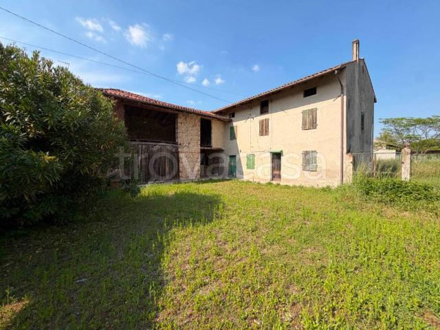 Villa Indipendente in vendita a Mereto Di Tomba, Friuli-Venezia Giulia