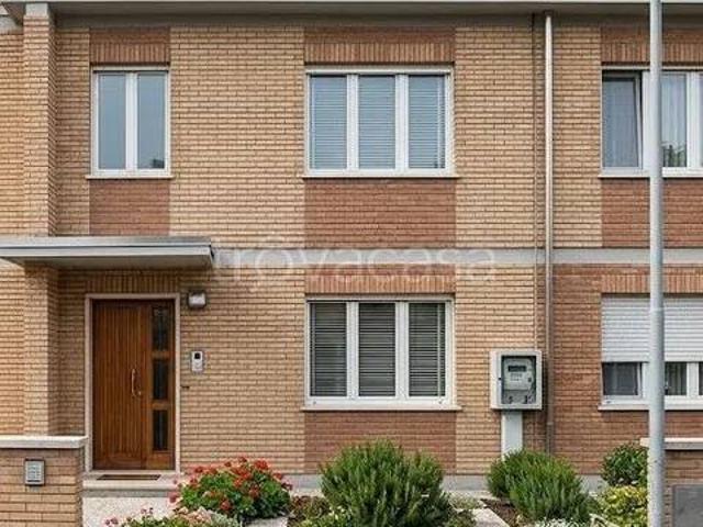 Villa Indipendente in vendita a Modena, Reggio Emilia