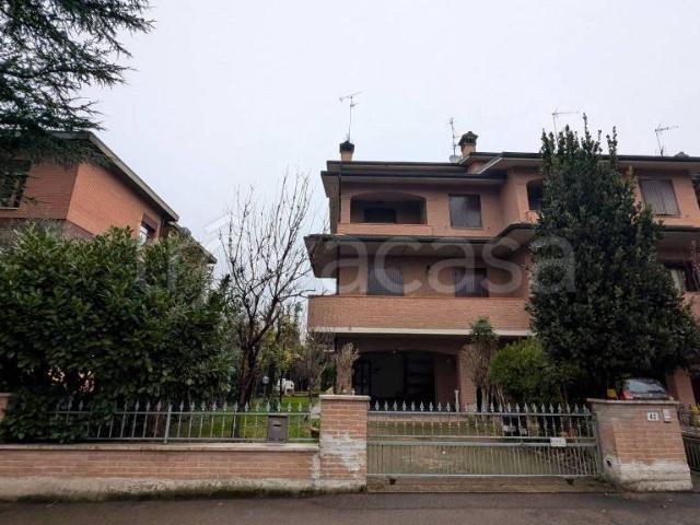 Villa Indipendente in vendita a San Faustino-Madonnina-Quattroville, Modena