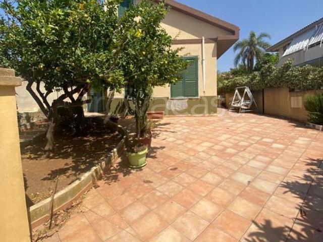 Villa Indipendente in vendita a Marina di Modica, Marina Di Modica