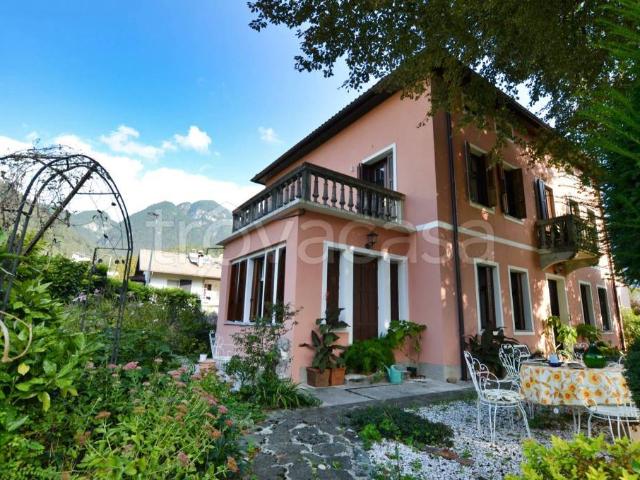 Villa Indipendente in vendita a Moggio Udinese, Friuli-Venezia Giulia