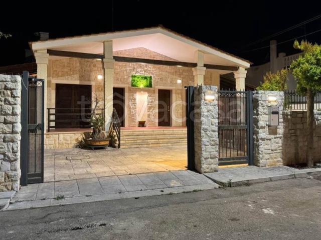 Villa Indipendente in vendita a Puglia, Bari