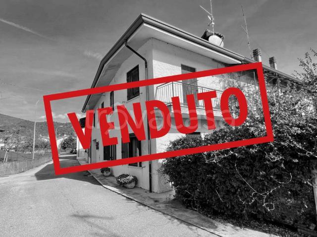 Villa Indipendente in vendita a Travesio, Friuli-Venezia Giulia