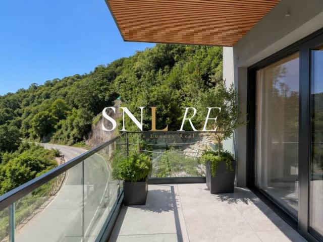 Villa Indipendente in vendita a Moltrasio, Lombardia