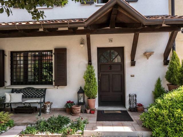 Villa Indipendente in vendita a Gorizia, Friuli-Venezia Giulia