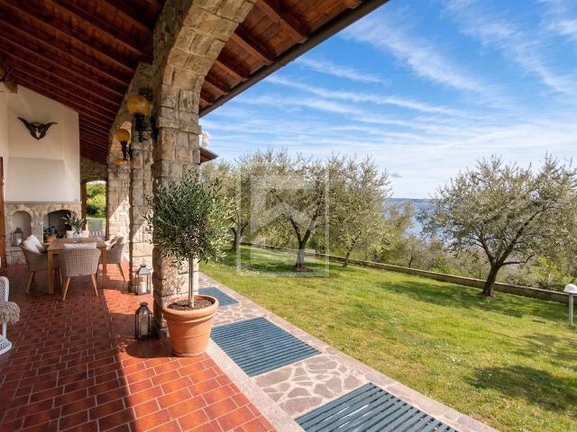 Villa Indipendente in vendita a Moniga Del Garda, Lombardia