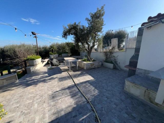 Villa Indipendente in vendita a Puglia, Bari