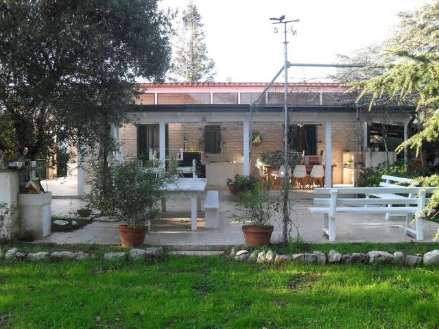 Villa Indipendente in vendita a Puglia, Bari