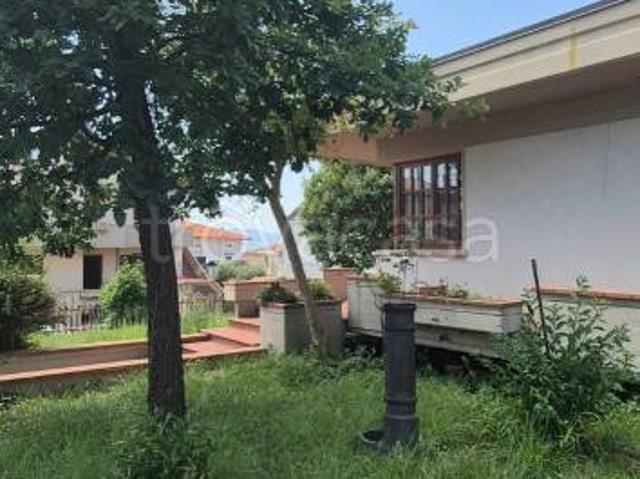Villa Indipendente in vendita a Montale Alto, Montale