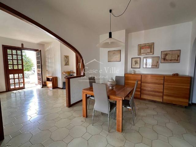 Villa Indipendente in vendita a Montale Alto, Montale