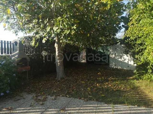 Villa Indipendente in vendita a Montalto Di Castro, Lazio