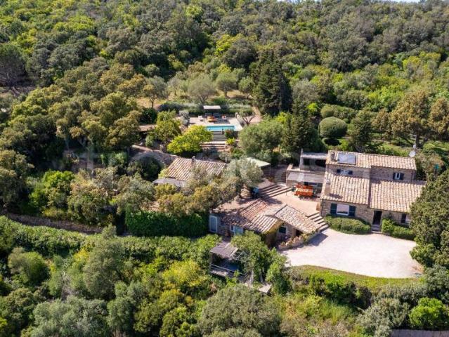 Villa Indipendente in vendita a Monte Argentario, Porto Ercole