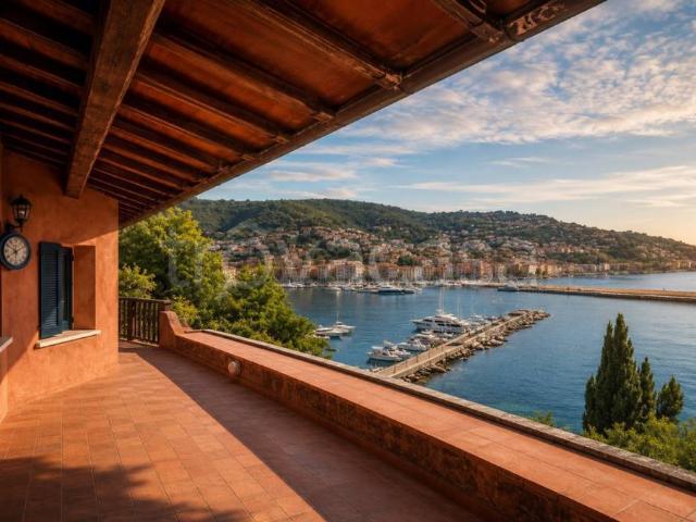 Villa Indipendente in vendita a Monte Argentario, Porto Santo Stefano