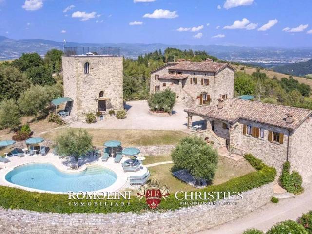 Villa Indipendente in vendita a Monte Santa Maria Tiberina, Umbria