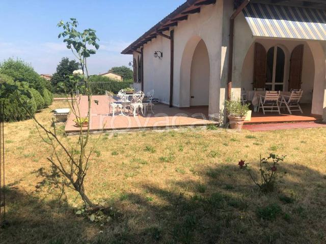 Villa Indipendente in vendita a Montecastrilli, Umbria