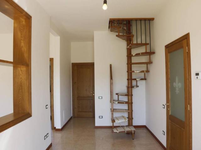 Villa Indipendente in vendita a Montecatini Terme, Pistoia
