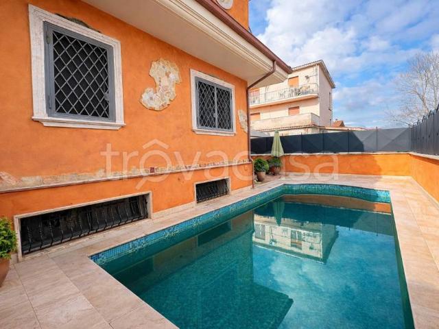Villa Indipendente in vendita a Guidonia Montecelio, Roma Capitale