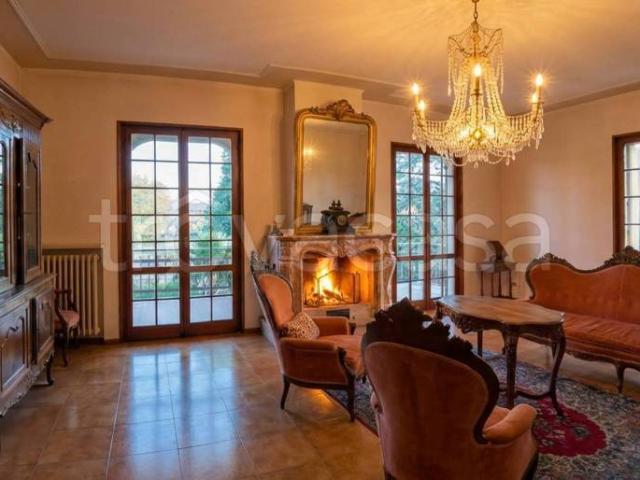 Villa Indipendente in vendita a Montechiarugolo, Reggio Emilia