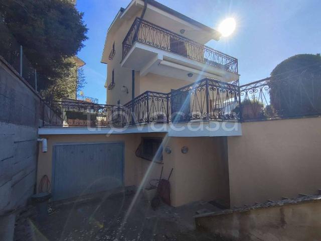 Villa Indipendente in vendita a Montefiascone, Lazio