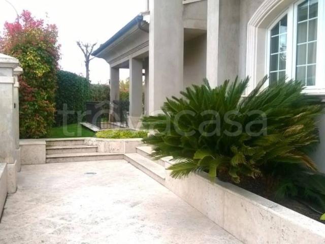 Villa Indipendente in vendita a Marche, Fermo