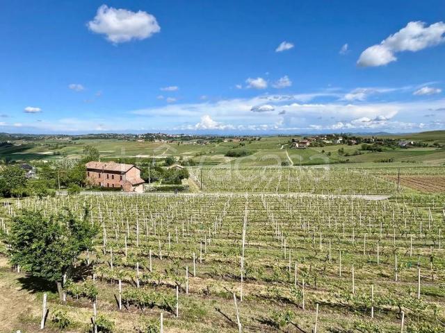 Villa Indipendente in vendita a Piemonte, Asti